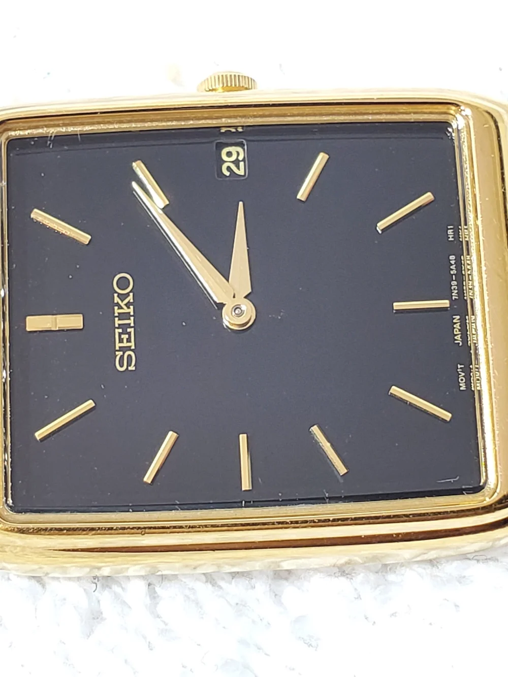 Vintage Seiko Men's Date Tank Quartz Watch Gold Plated Black Dial One Jewel
